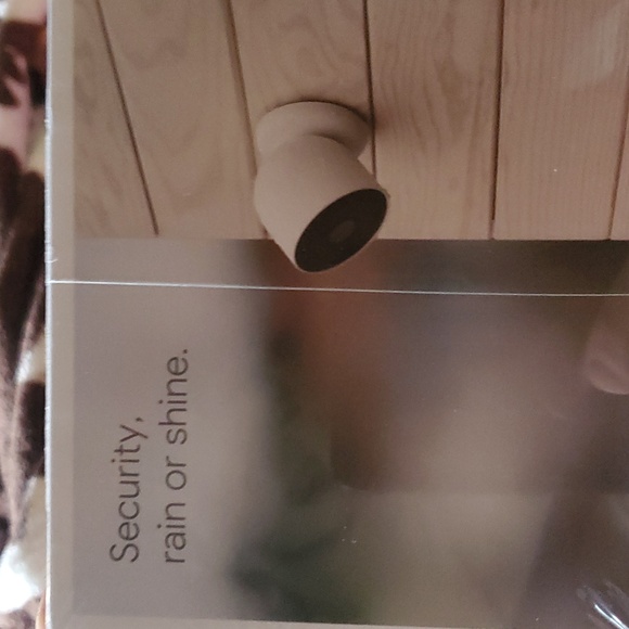 Google Nest - Picture 4 of 5